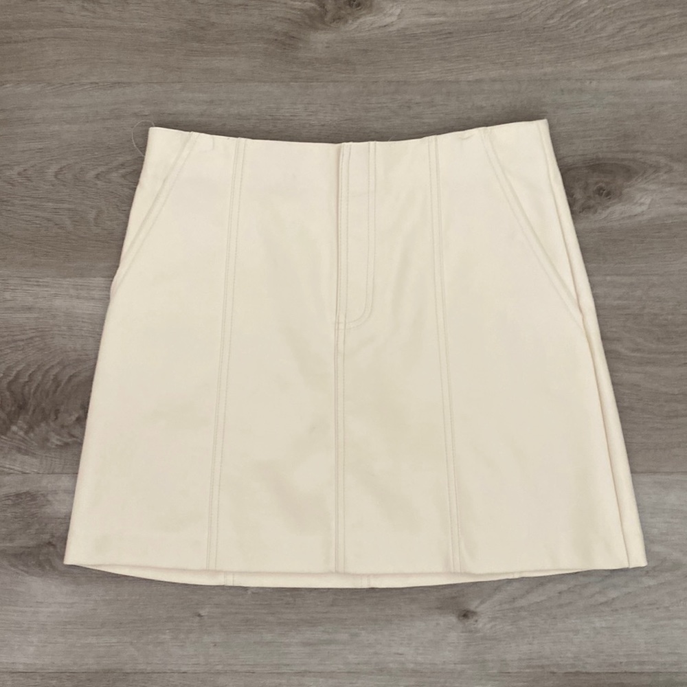 Zara Off white faux leather skirt